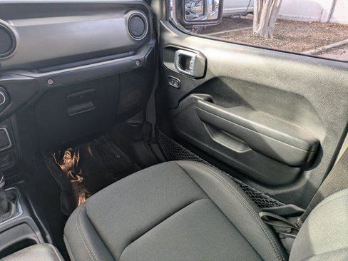 Certified 2021 Jeep Gladiator Sport image 14