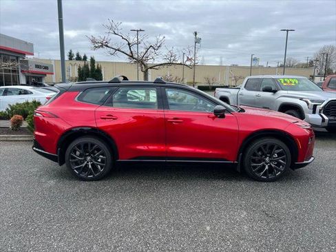 Certified 2026 Toyota Crown Signia w/ Advanced Technology Package image 6