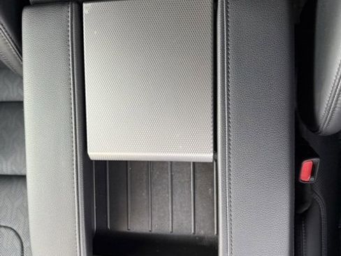 Used 2024 Toyota Sequoia Limited image 31