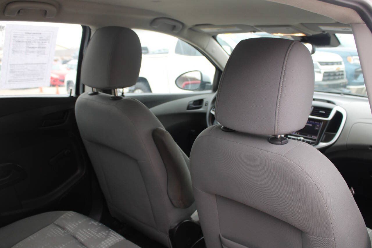 Used 2020 Chevrolet Sonic LT FWD image 10