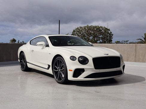 Used 2023 Bentley Continental GT Mulliner image 1