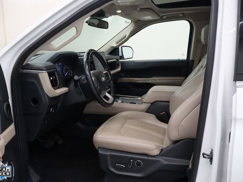 Used 2024 Ford Expedition Max Limited RWD image 25