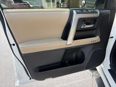 Used 2015 Toyota 4Runner Limited AWD/4WD image 13