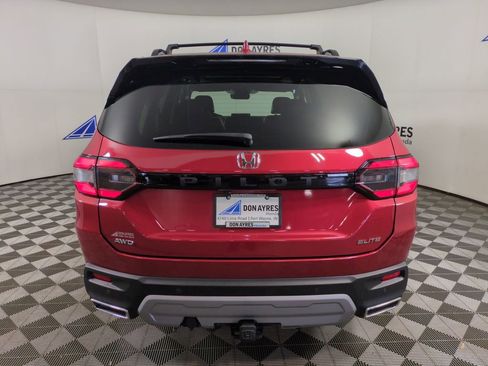 Certified 2024 Honda Pilot Elite image 4