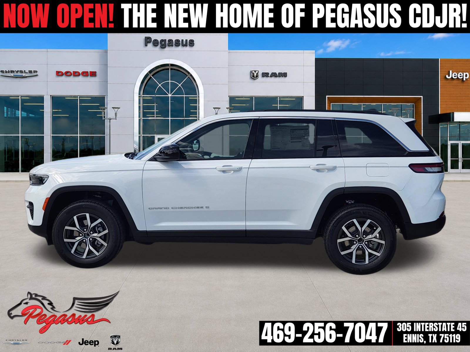 New 2027 Jeep Grand Cherokee Laredo X RWD image 3