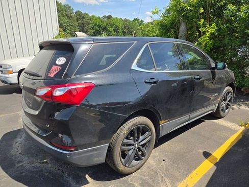 Used 2020 Chevrolet Equinox LT w/ Midnight Edition FWD image 4
