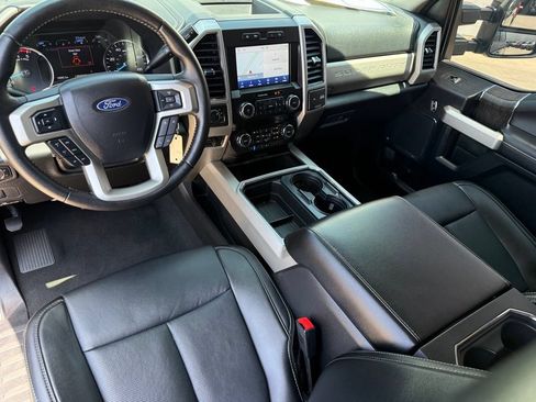 Used 2021 Ford F250 Lariat w/ Lariat Value Package AWD/4WD image 8