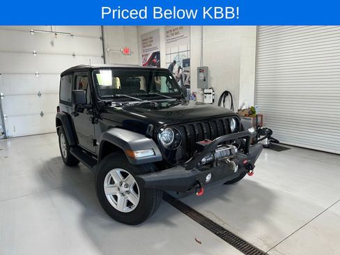 Used 2018 Jeep Wrangler Sport AWD/4WD image 1