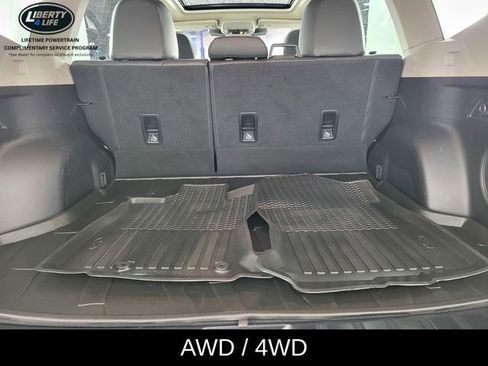 Used 2023 Subaru Forester Limited image 16