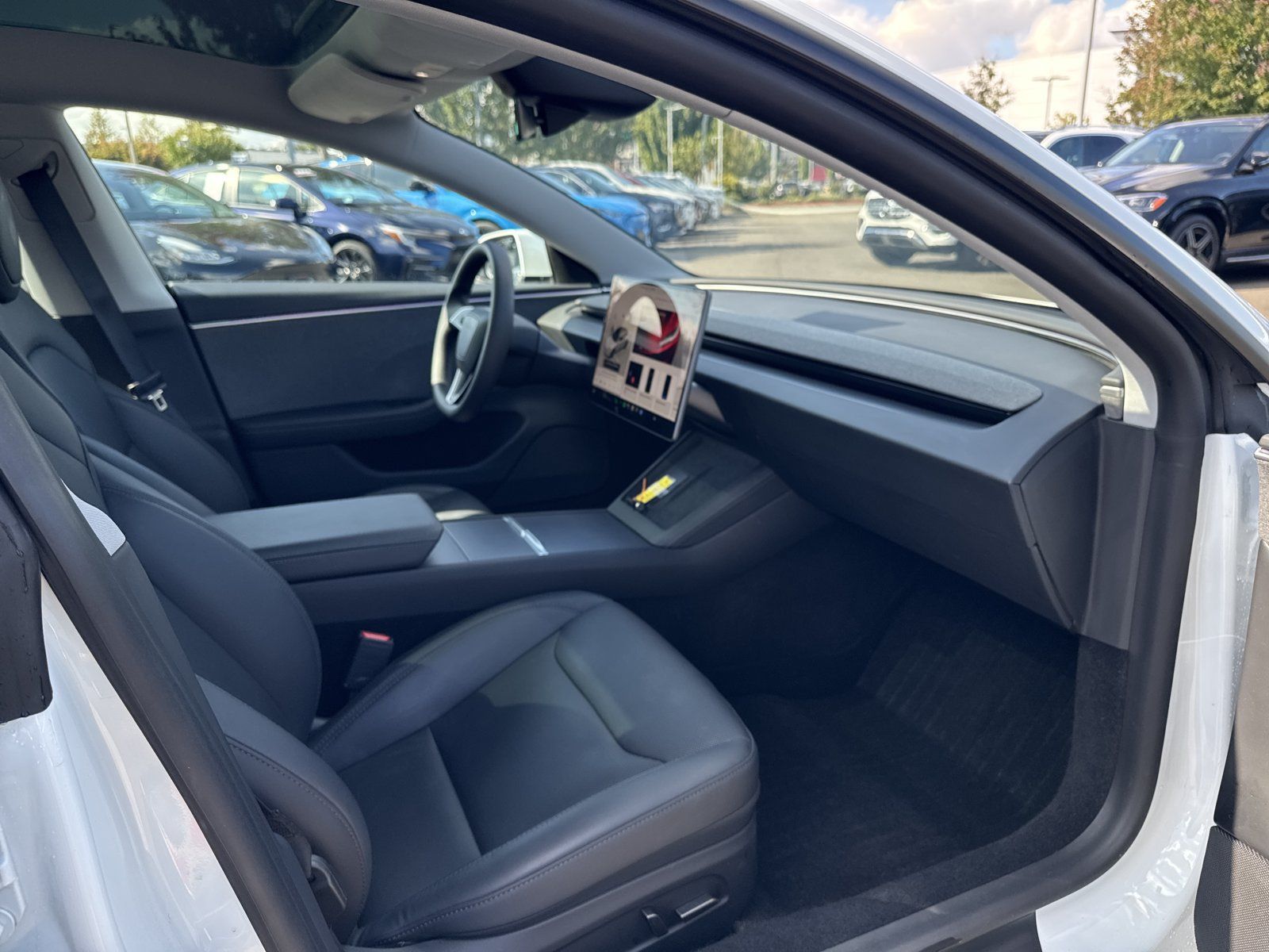 Used 2025 Tesla Model 3 Long Range RWD image 16