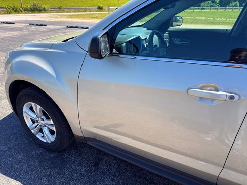Used 2013 Chevrolet Equinox LS FWD image 13