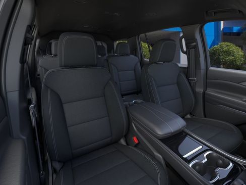 New 2026 Chevrolet Traverse LT w/ Enhanced Driving Package FWD image 16