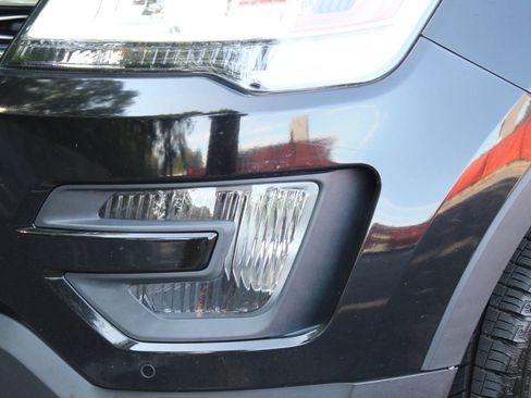 Used 2016 Ford Explorer Limited AWD/4WD image 44