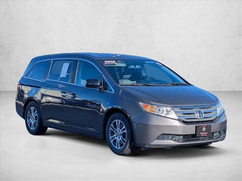 Used 2013 Honda Odyssey EX-L image 3