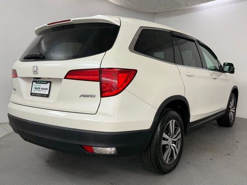 Used 2018 Honda Pilot EX image 9