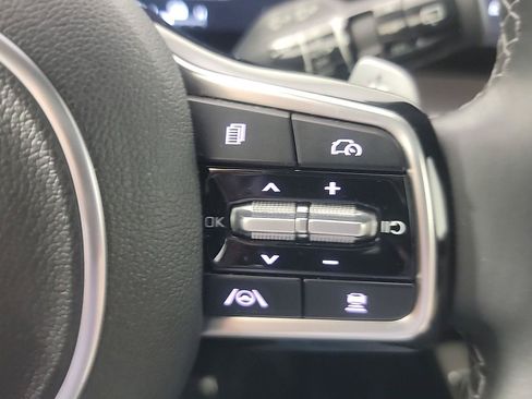 Certified 2025 Kia Sorento SX Prestige AWD/4WD image 29