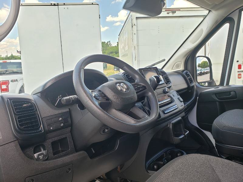 Used 2025 RAM ProMaster 2500 w/ Convenience Group FWD image 13