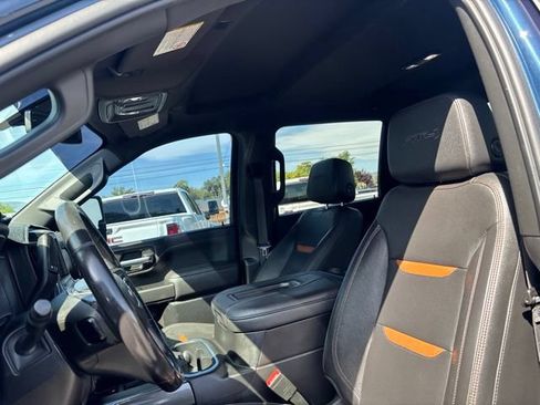 Used 2022 GMC Sierra 2500 AT4 w/ Gooseneck/5TH Wheel Package AWD/4WD image 12