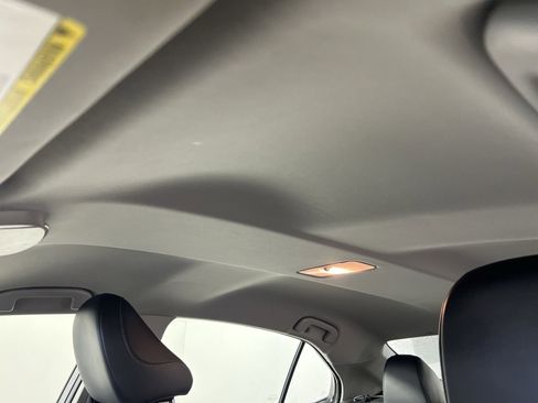 Used 2020 Toyota Camry SE image 24