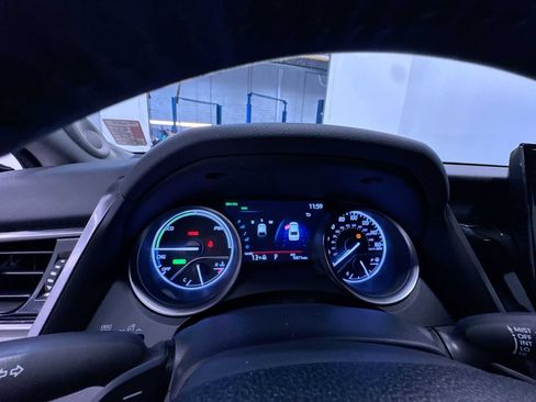 Used 2024 Toyota Camry XSE w/ Navigation Package image 22