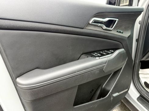 Certified 2023 Kia Sportage X-Pro Prestige image 11