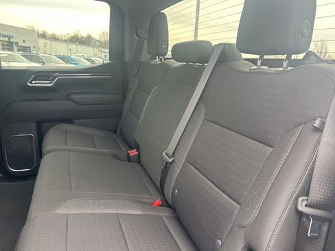 Used 2023 Chevrolet Silverado 1500 LT image 12