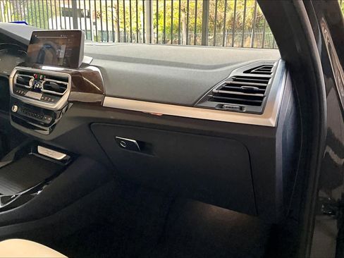 Used 2024 BMW X3 sDrive30i w/ Convenience Package image 18