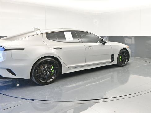 Used 2023 Kia Stinger GT2 image 5