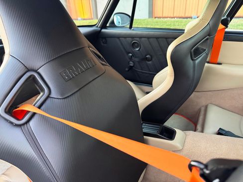 Used 1997 Porsche 911 GT3 RS image 38