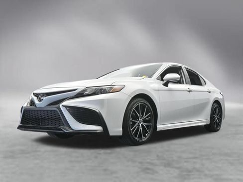 Used 2024 Toyota Camry SE FWD image 56