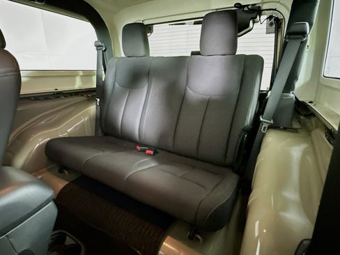 Used 2018 Jeep Wrangler Sport image 23