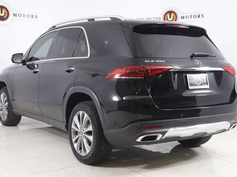 Used 2022 Mercedes-Benz GLE 350 4MATIC w/ Premium Package image 4