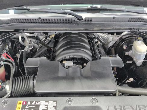 Used 2017 Chevrolet Tahoe LT w/ LT Signature Package AWD/4WD image 24