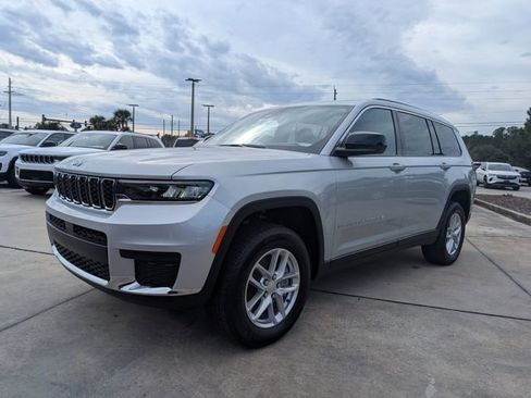 New 2025 Jeep Grand Cherokee L Laredo w/ Luxury Tech Group I image 7