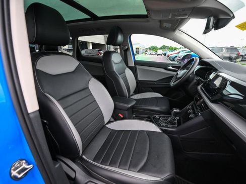Used 2022 Volkswagen Taos SEL AWD/4WD image 24