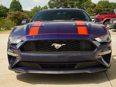 Used 2020 Ford Mustang Coupe RWD image 15