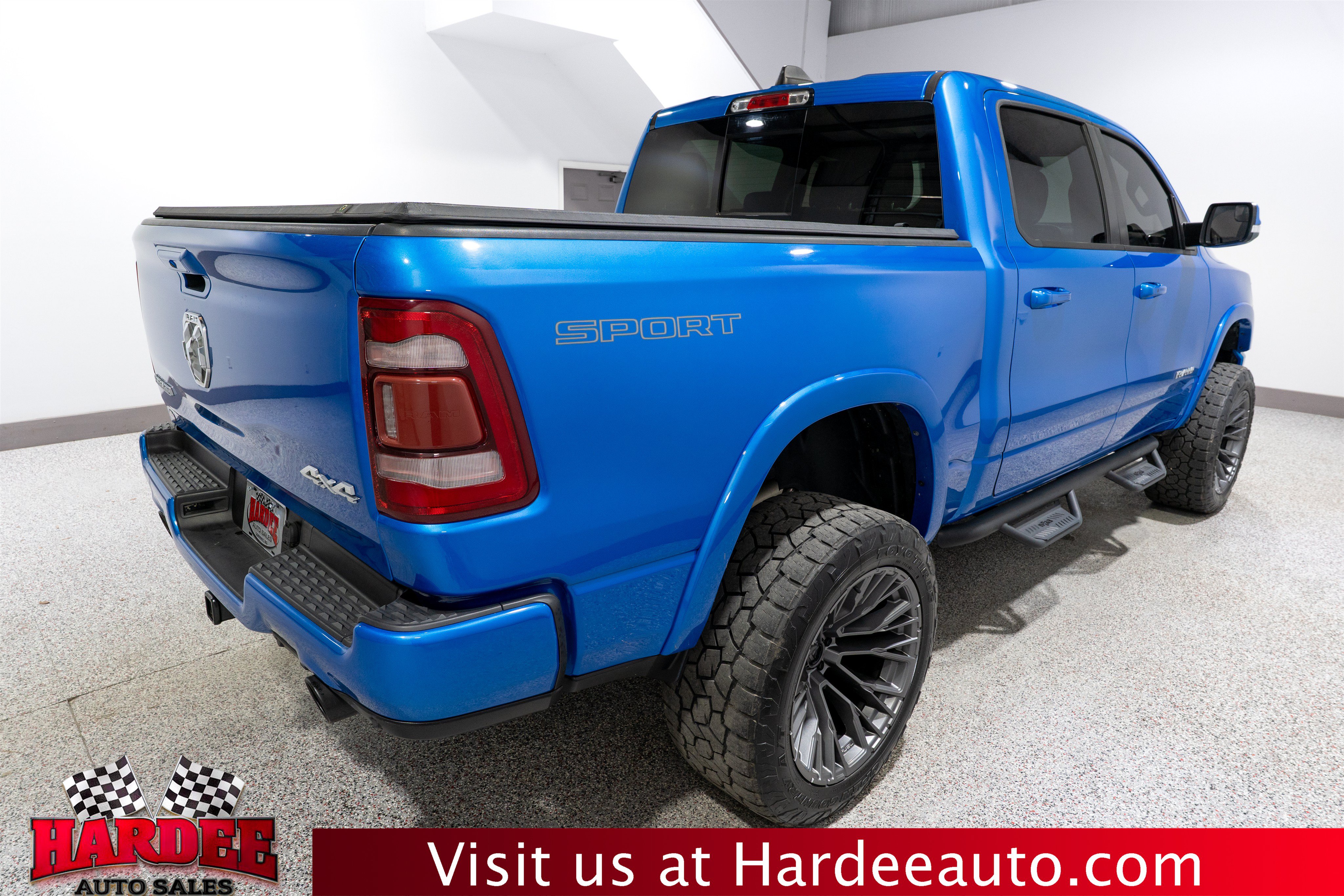 Used 2021 RAM 1500 Laramie AWD/4WD image 5