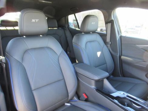 New 2026 Buick Envista Sport Touring w/ Convenience I Package image 8