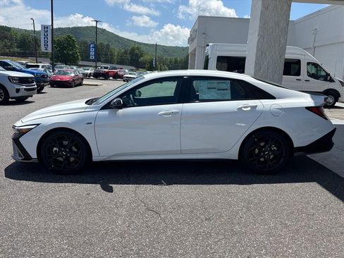 New 2026 Hyundai Elantra N Line FWD image 24
