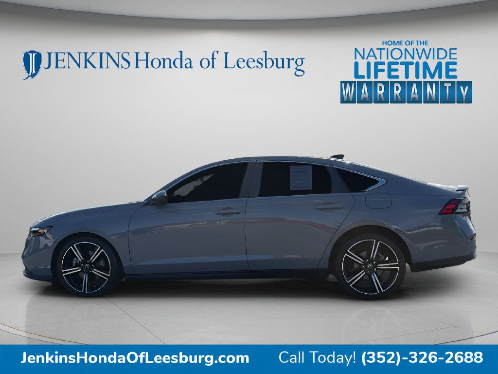 Used 2024 Honda Accord Sport image 6