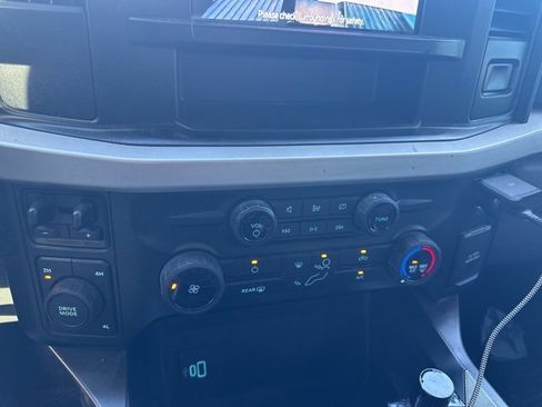 Used 2023 Ford F350 XLT w/ FX4 Off-Road Package image 17