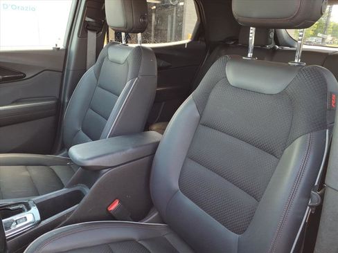 Used 2022 Chevrolet TrailBlazer RS FWD image 11