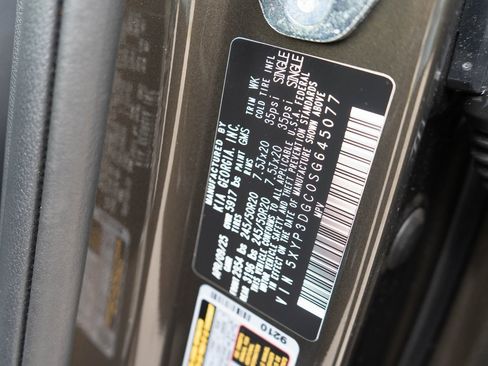 Used 2025 Kia Telluride EX image 34