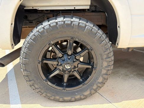 Used 2022 RAM 2500 Big Horn w/ Night Edition AWD/4WD image 11
