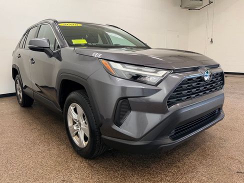 Used 2025 Toyota RAV4 XLE FWD image 8