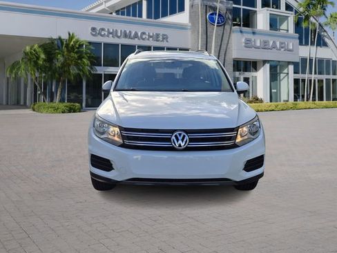 Used 2015 Volkswagen Tiguan S FWD image 2