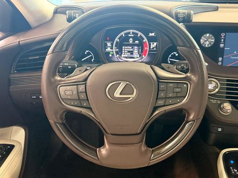 Used 2018 Lexus LS 500 AWD image 15