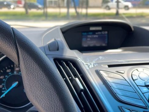 Used 2013 Ford Escape S image 29