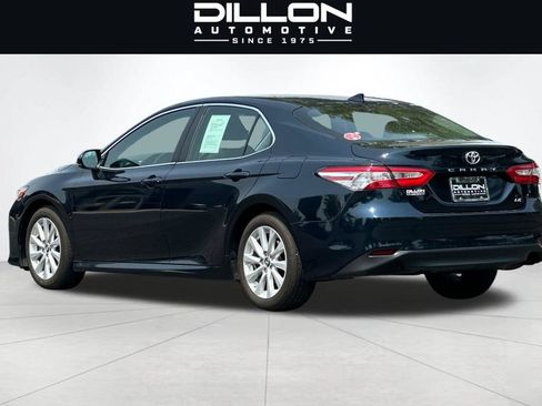 Used 2020 Toyota Camry LE FWD image 6