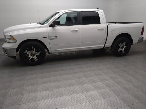 Used 2019 RAM 1500 Lone Star RWD image 2